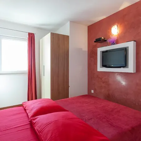 J & K Apartment Podstrana